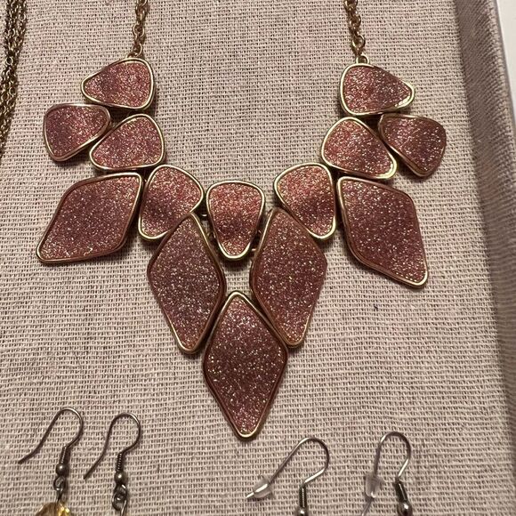 ⭐️3/$25⭐️ Vintage Jewelry Bundle Lot Gold Bronze - Picture 3 of 6